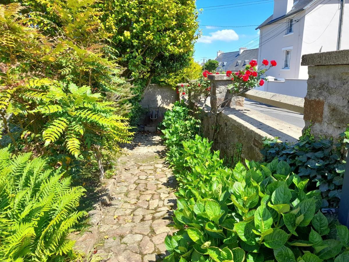 Maison Spacieuse Entre La Ville Et La Cote Saint-Martin-des-Champs  Bagian luar foto